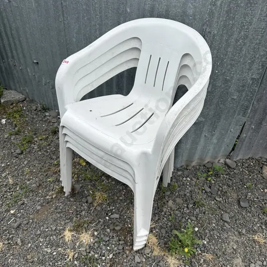 4 plastic chairs