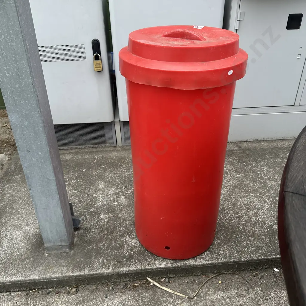 bin with drilled holes Image 1++