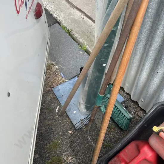 broom , stand, netting, tools