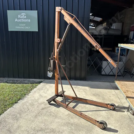 Mobile pneumatic lifting arm - need oil