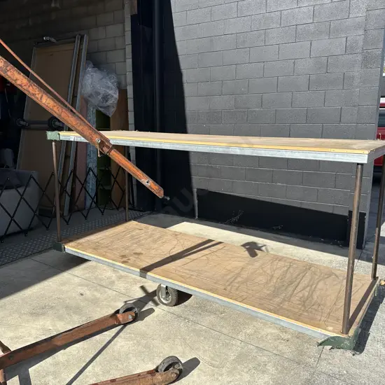 Large warehouse portable shelving