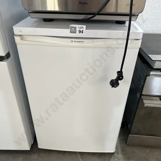 Westinghouse under bench fridge