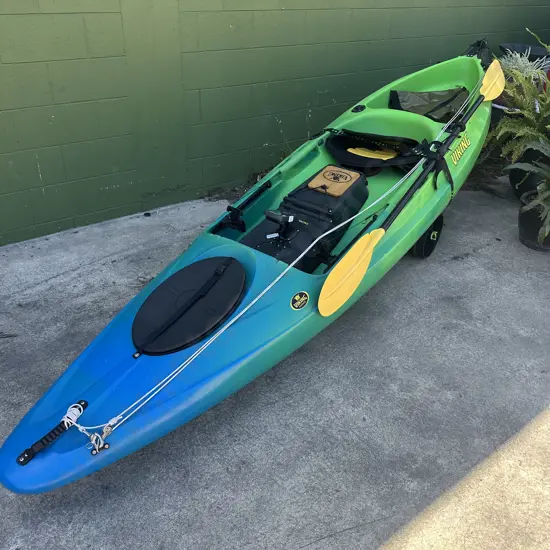 Viking kayak profish Gt inc Lowrance hook3x fish finder