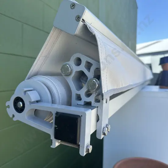 Electric awning with remote (cost $3538 5 years ago) working well