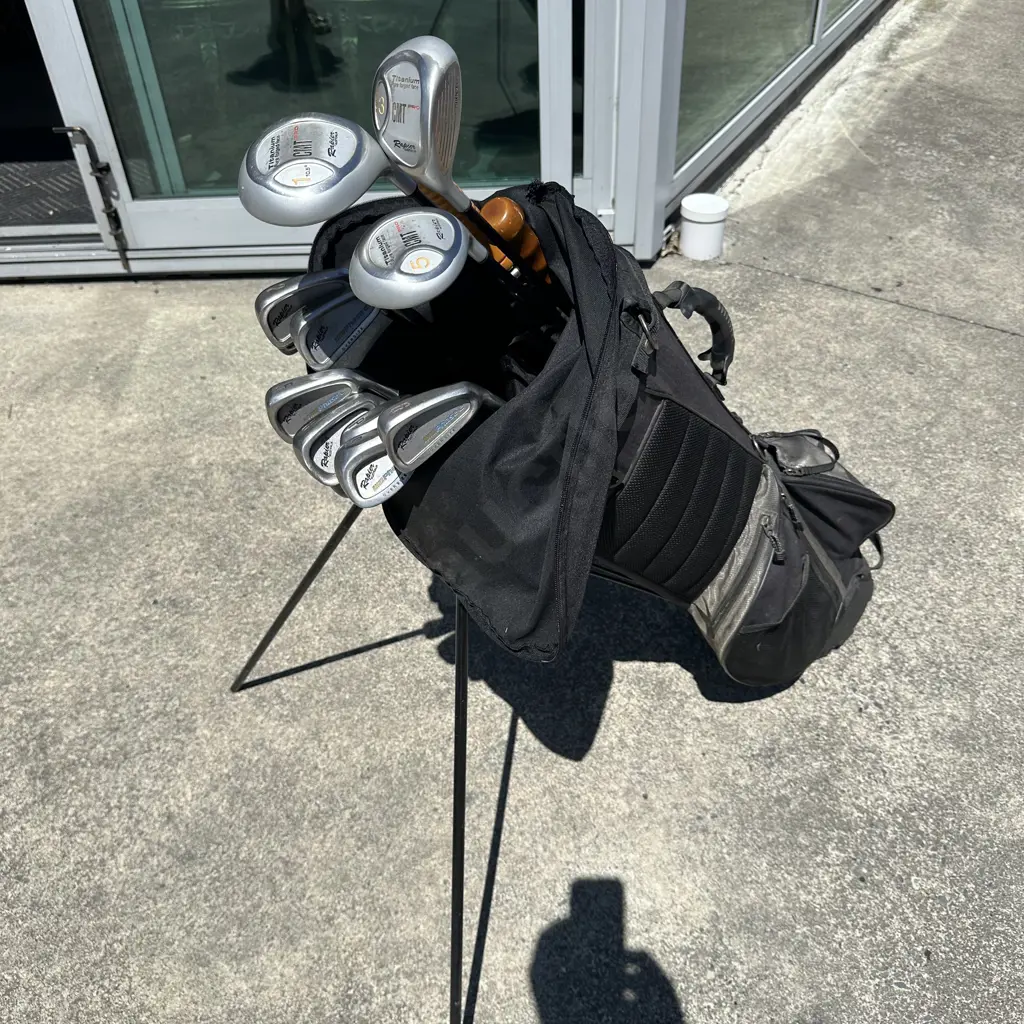golf club set Image 1++