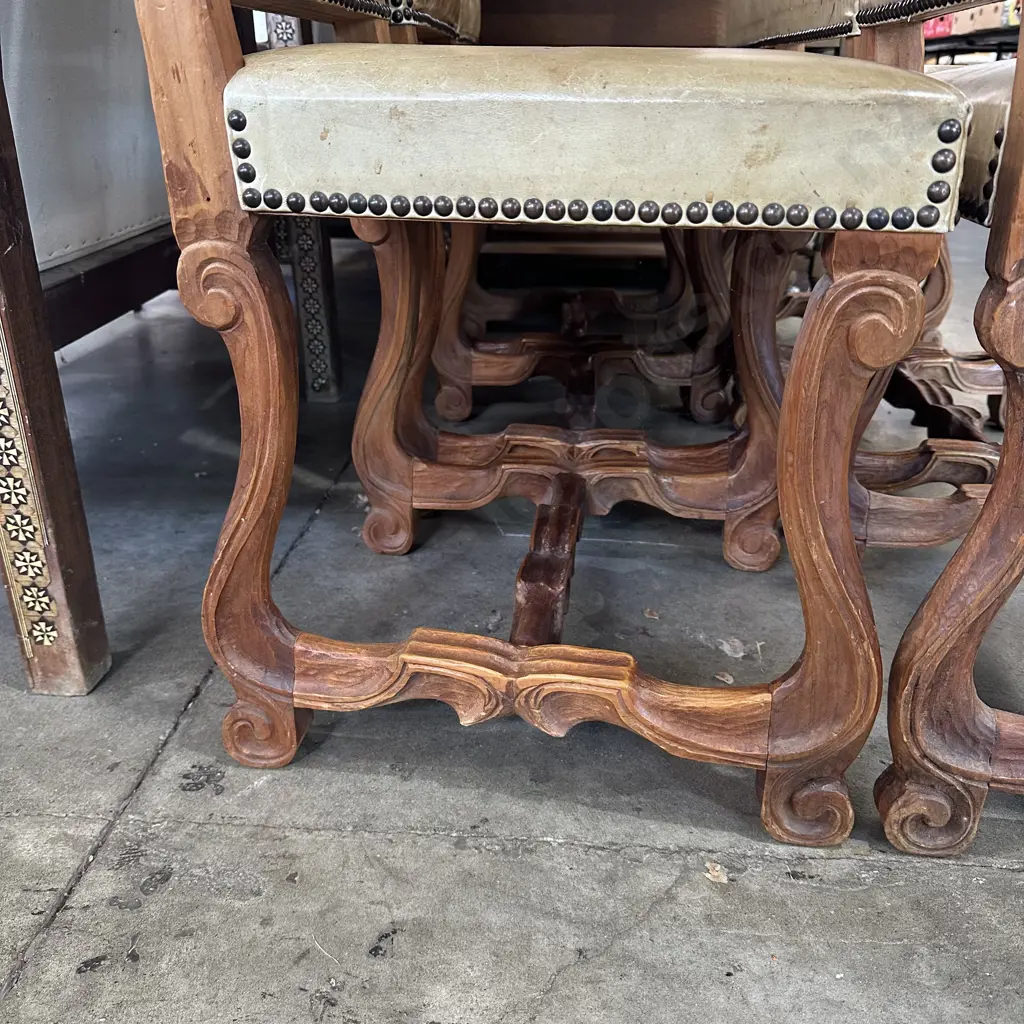 The matching leather high back dome carved chairs x 6 Image 1++