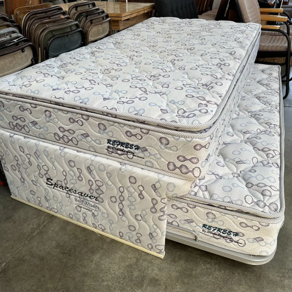 King single bed with roll out bed Image 1++