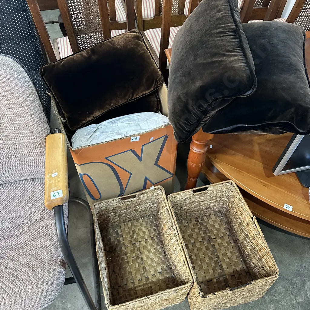 pr feather cushions, bedding, pr baskets Image 1++