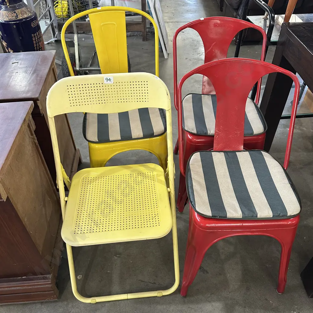 4 metal cafe chairs Image 1++