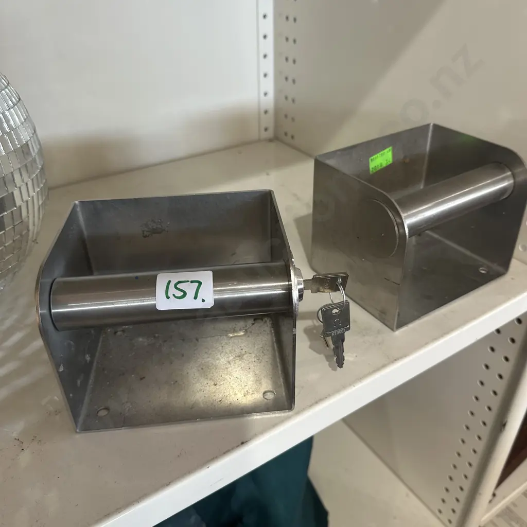 2 commercial lockable toilet roll dispensers Image 1++