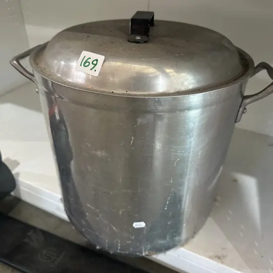 large stock pot