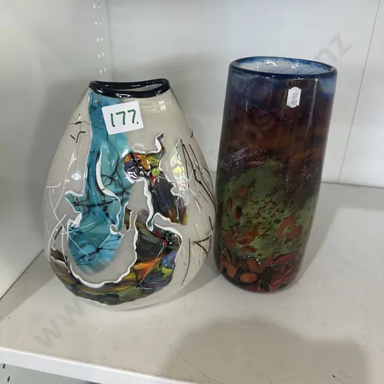 2 art glass vases