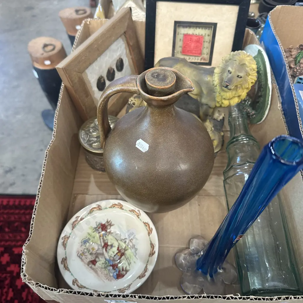 Box lot including Temuka and bunnykins saucer etc. Image 1++