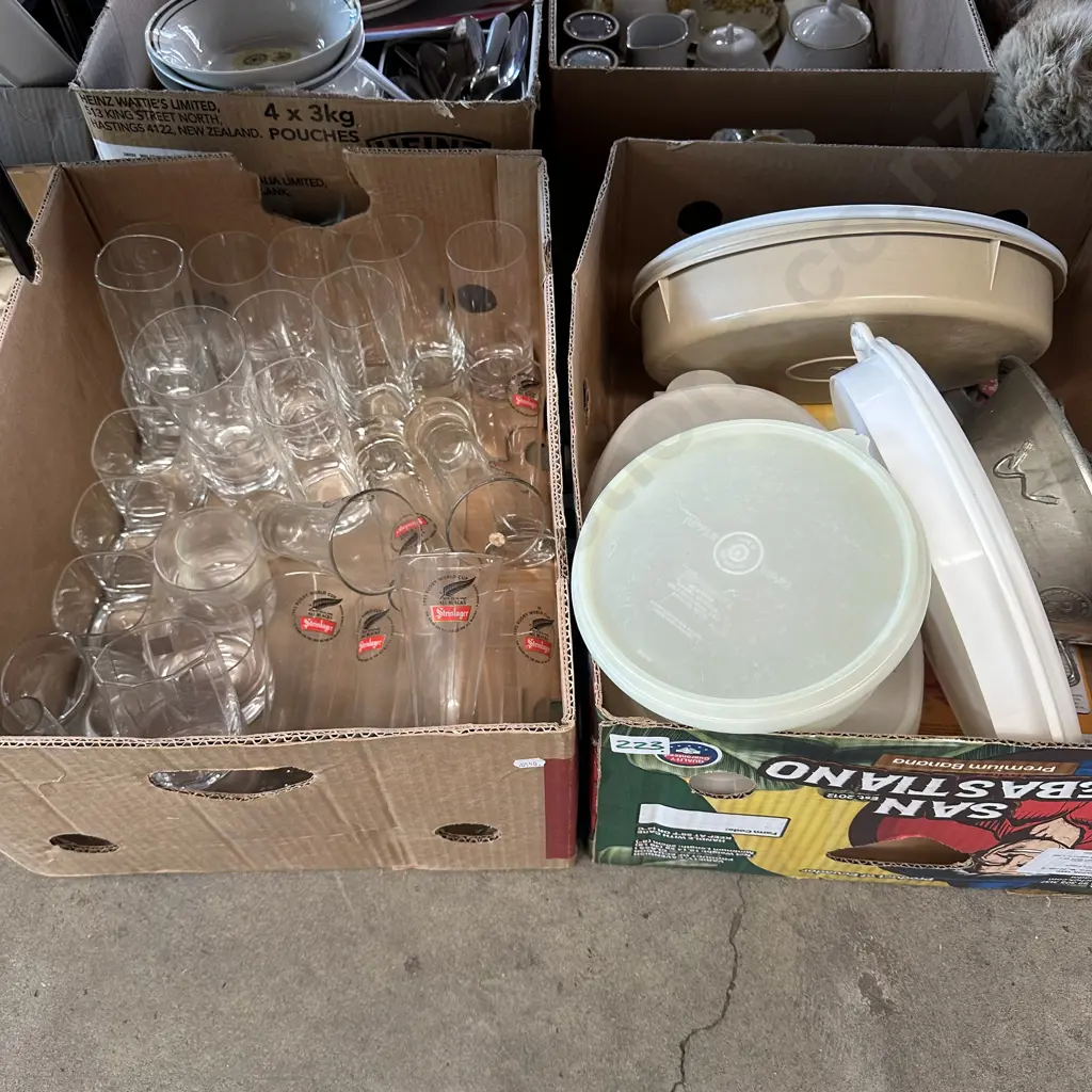 Two boxes tupperware, glasses etc. Image 1++