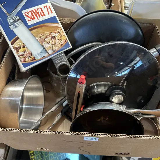 Frying pans including cast iron, Sawa 71 etc.
