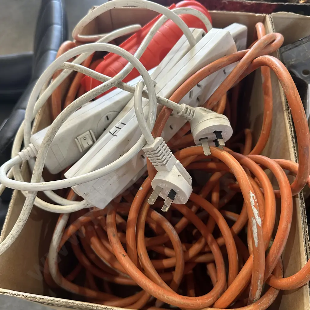 Heavy duty lead etc. Image 1++