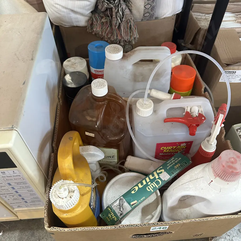 Box of cleaning products and spray paints etc. Image 1++