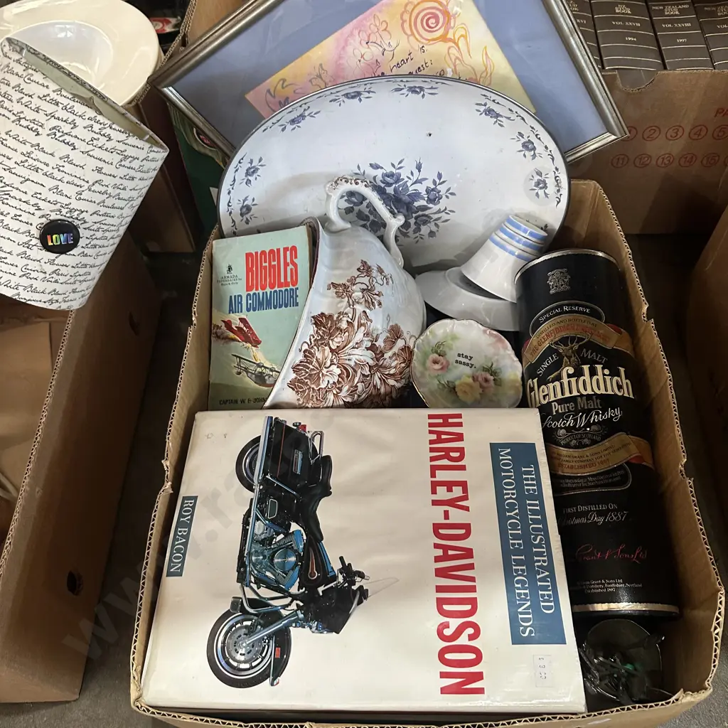 Books and collectables Image 1++