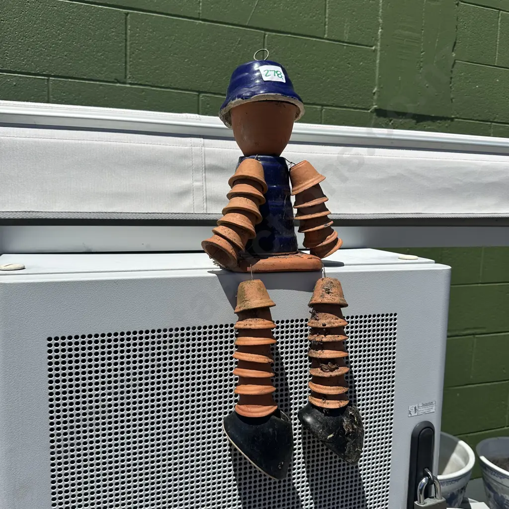 Garden man Image 1++