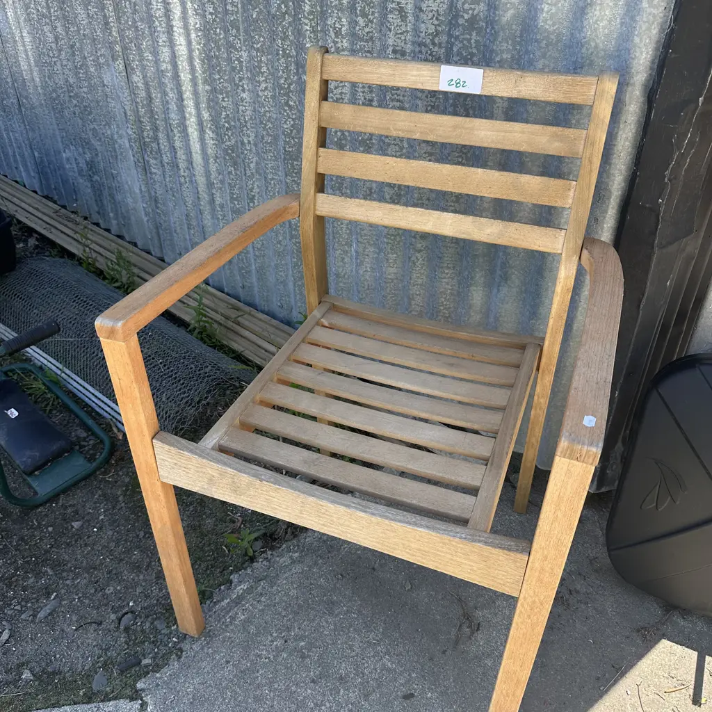 Outdoor chair Image 1++