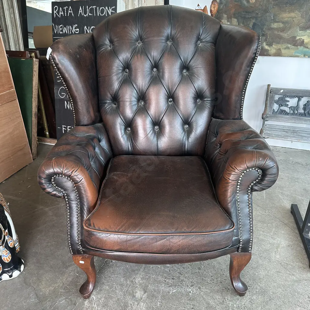 button back leather domed wingback chair Image 1++