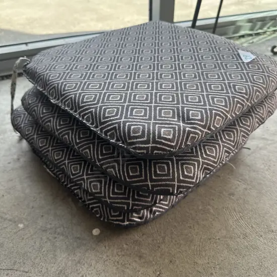 set of 4 outdoor chair cushions