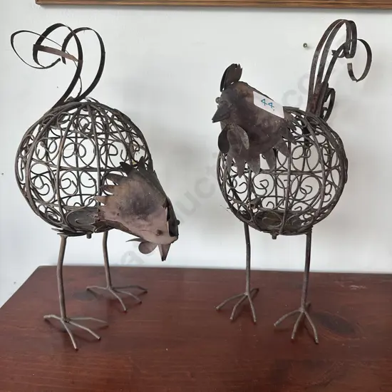 metal chicken art
