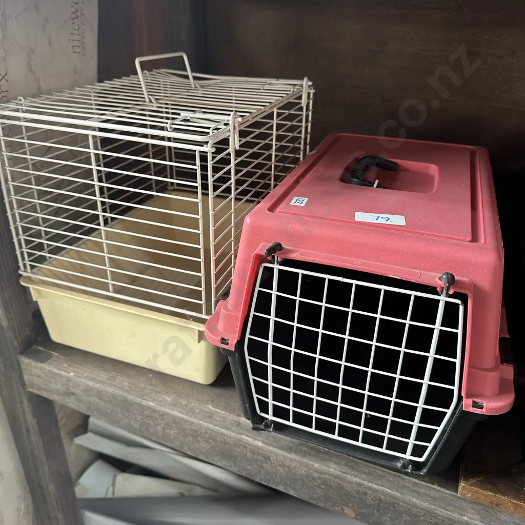 2 pet cages Image 1++