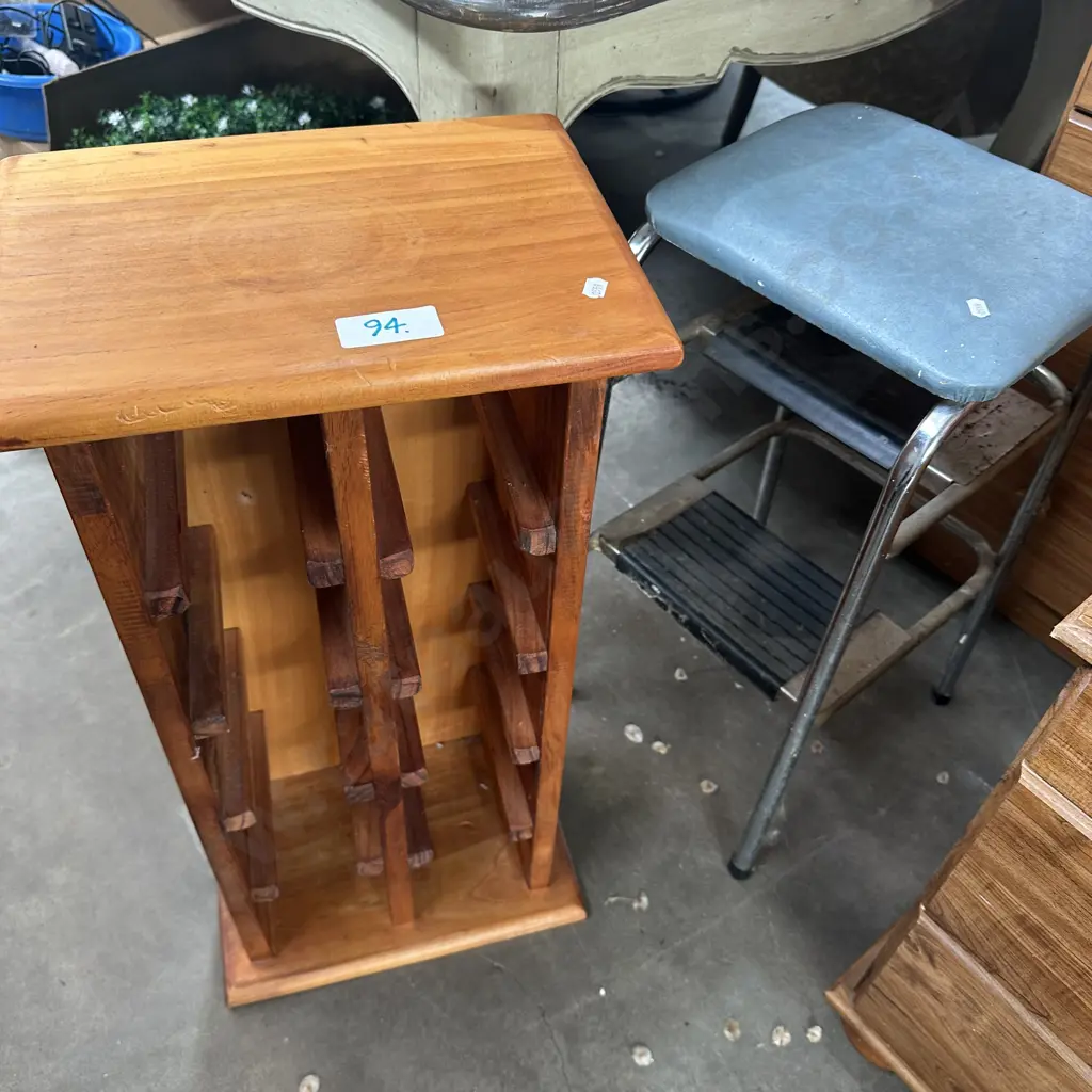 Rimu stand and kitchen step Image 1++