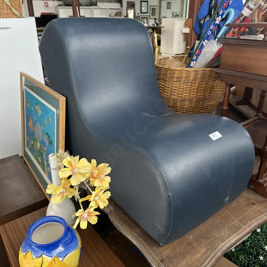 furnware leather relaxer chair