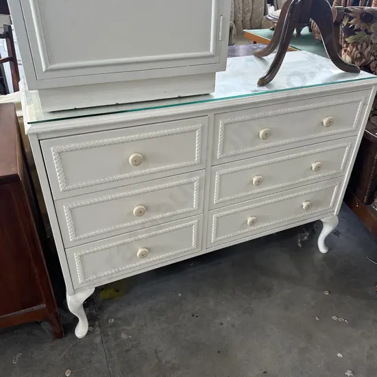 bedroom chest drawers