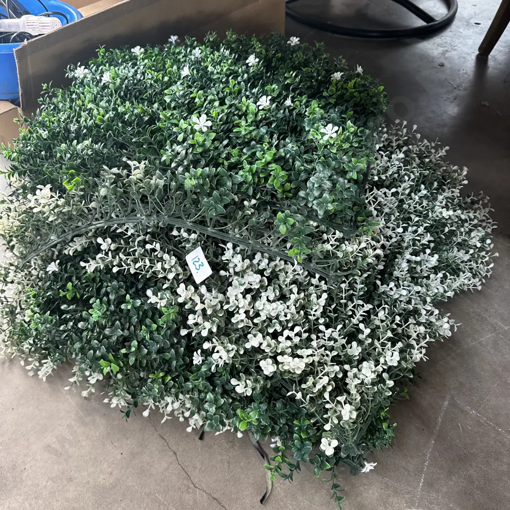 fake foilage squares Image 1++