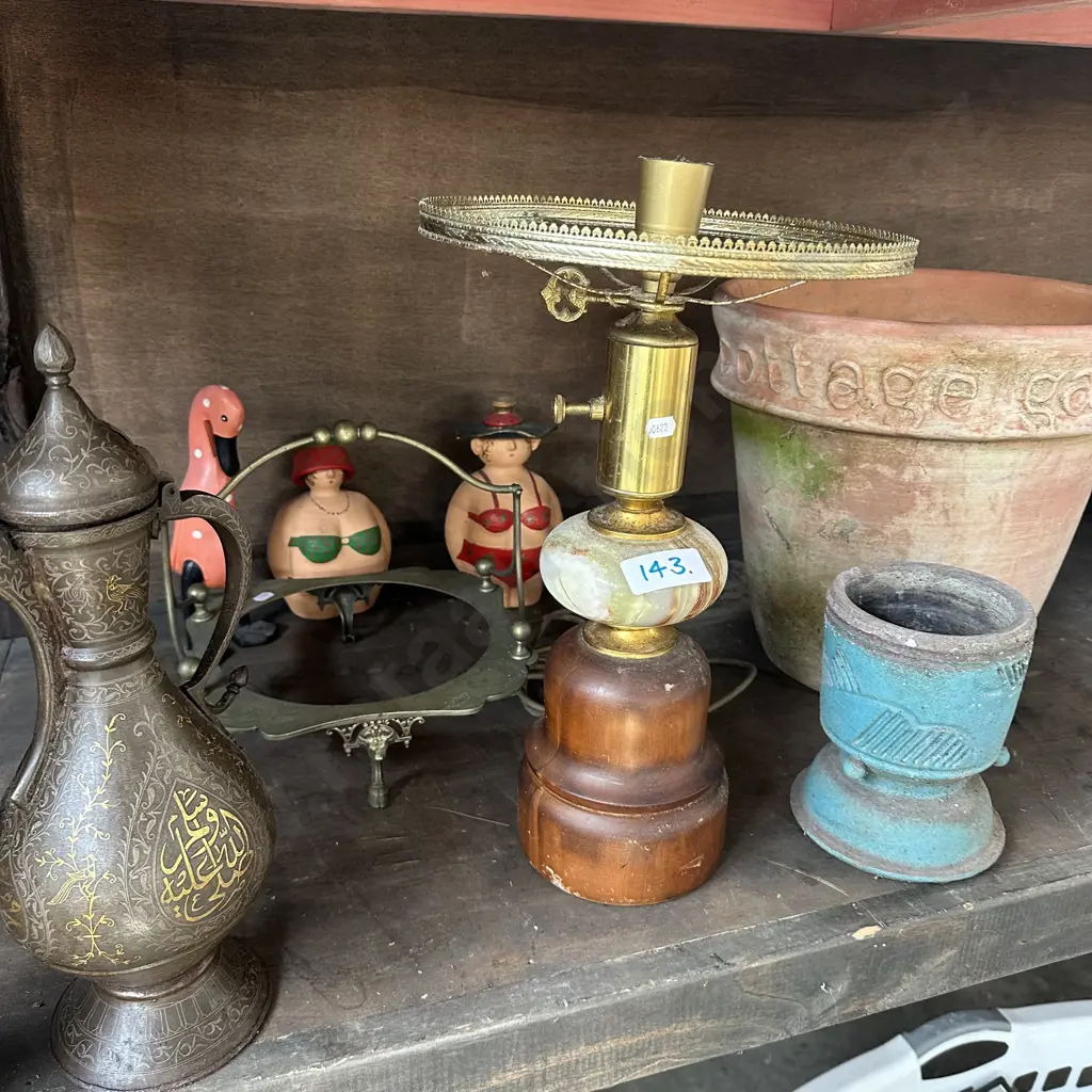 planters, lampbase etc Image 1++