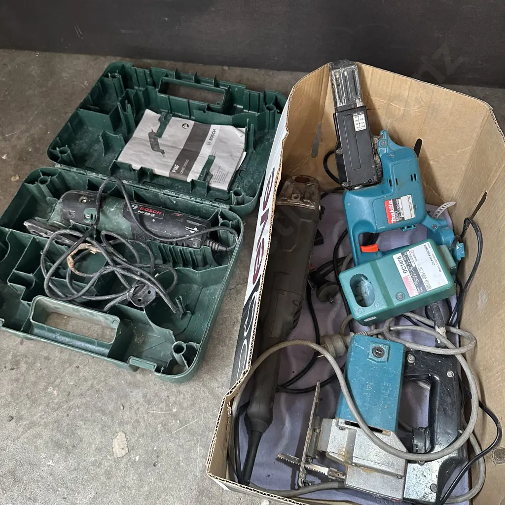 assortment of tools Image 1++