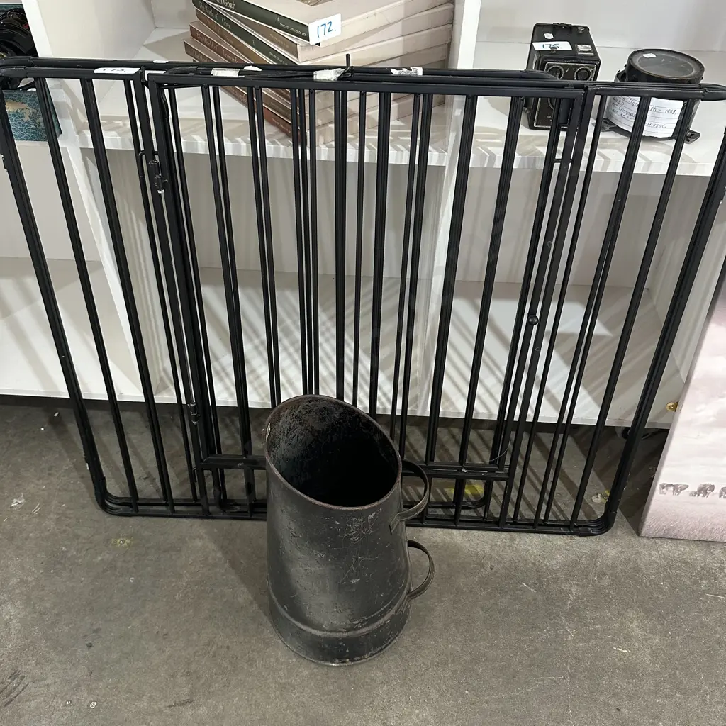 fire guard and coal scuttle Image 1++