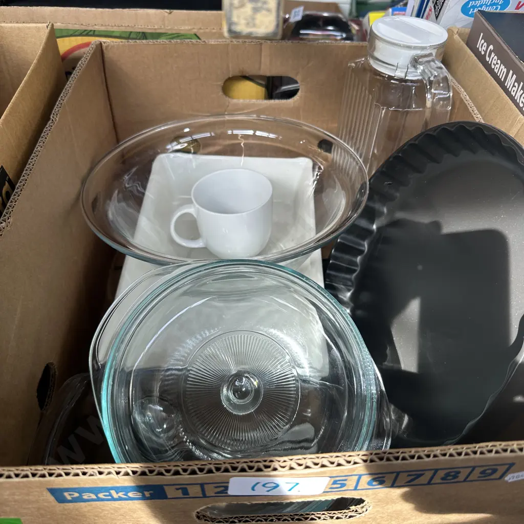 Bakeware and glass water jug etc. Image 1++