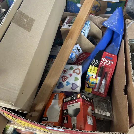 Magnabar, boxed light and bulbs etc.