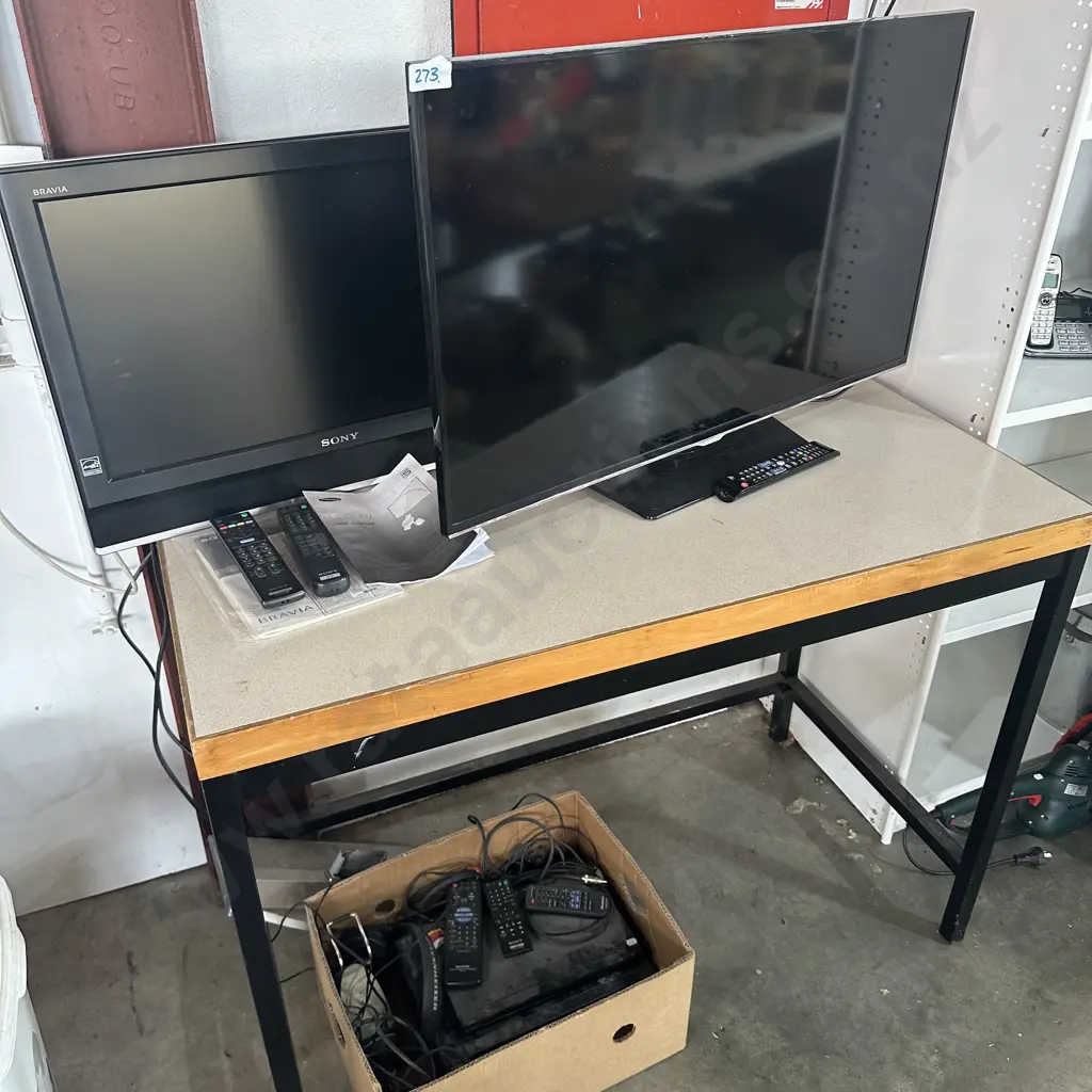 2 TVs and box players etc. (samsung has white dots showing on screen) Image 1++