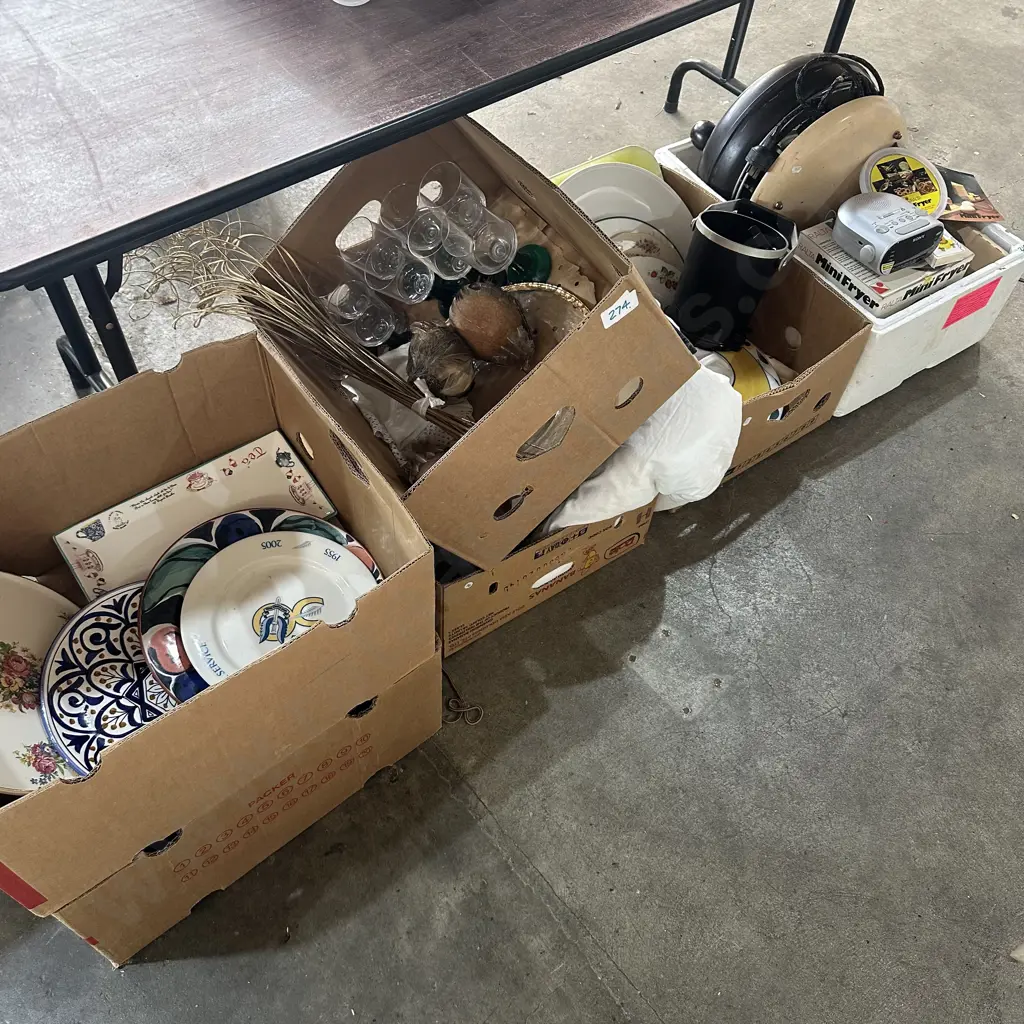 bay lot 6 boxes Image 1++