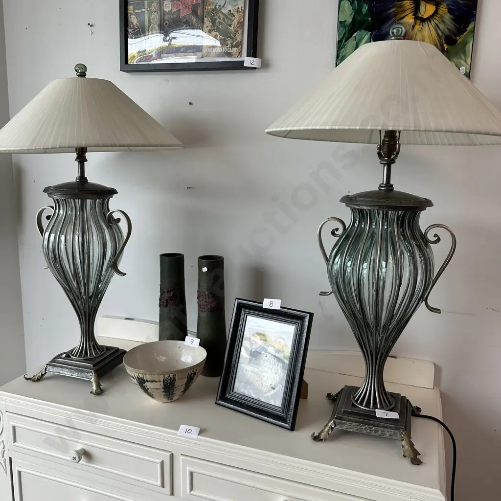 Pr of large table lamps 880mm Image 1++