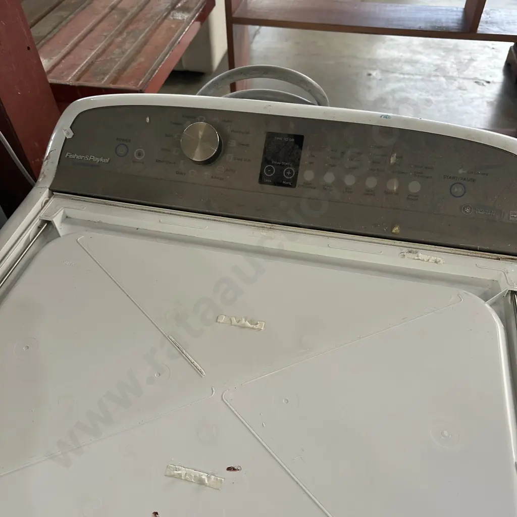 Large smartdrive washer, lid needs repair. Image 1++