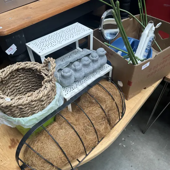 baskets, shelf and box asst etc