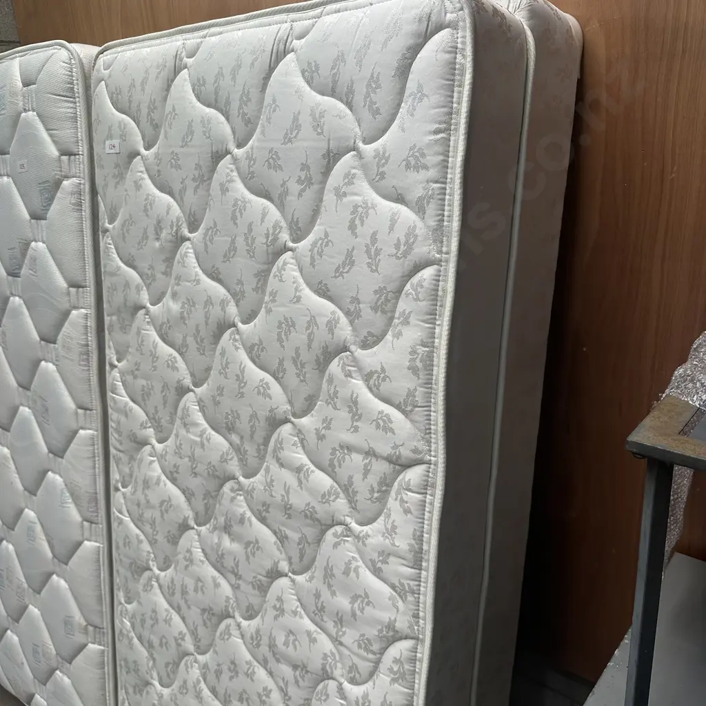 tidy single bed Image 1++