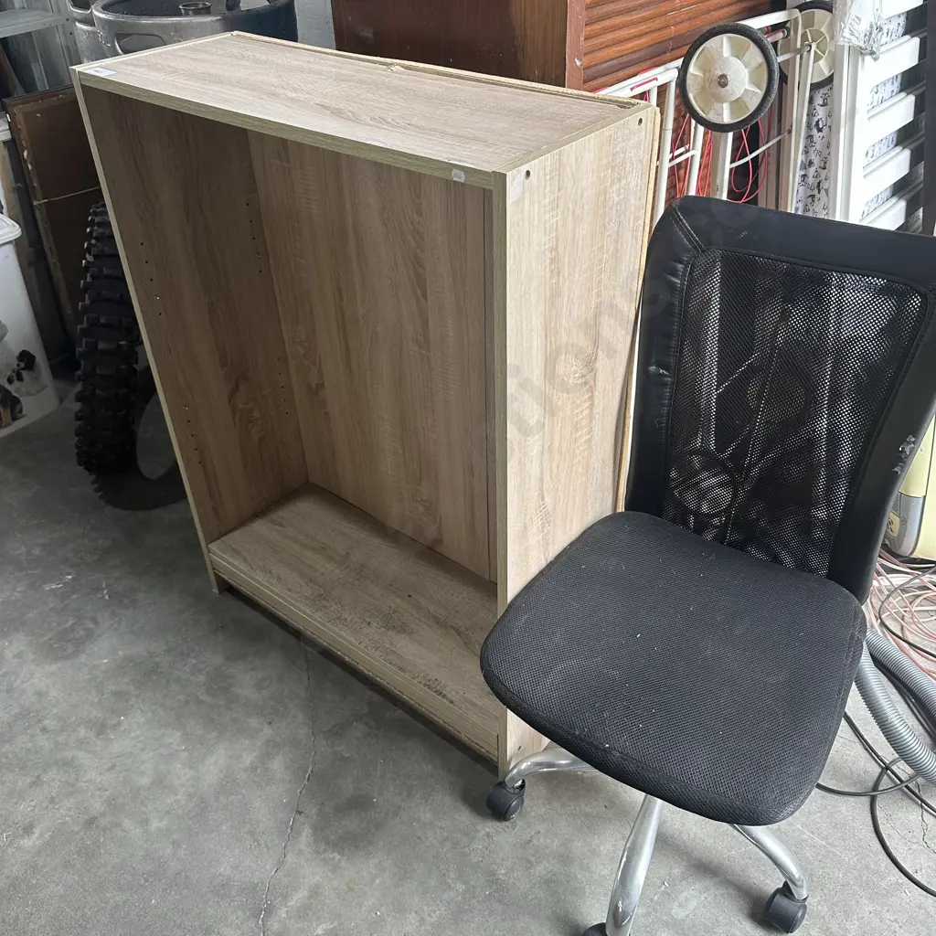 average shelf and chair Image 1++