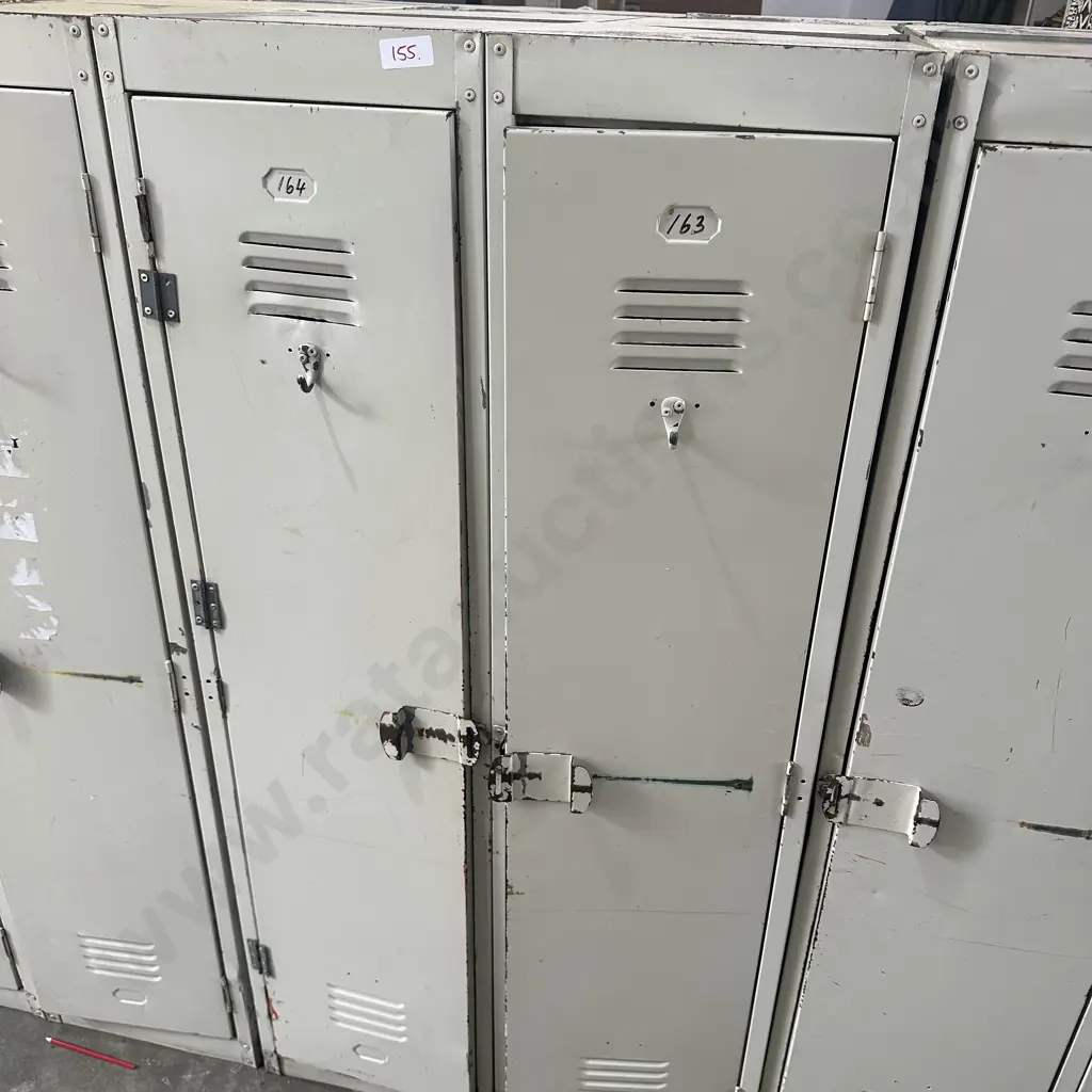 4 steel lockers double sided (1 end open) Image 1++