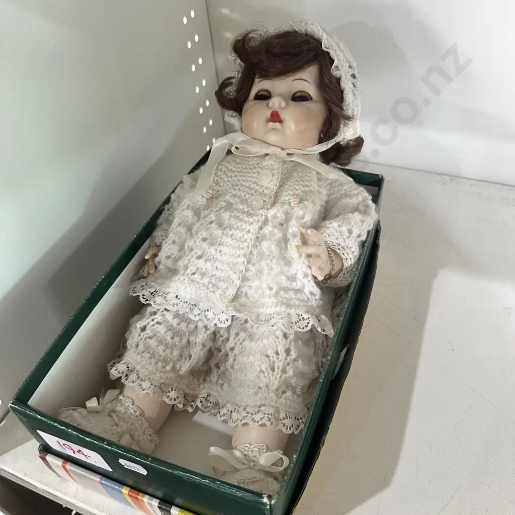 collectors doll Image 1++