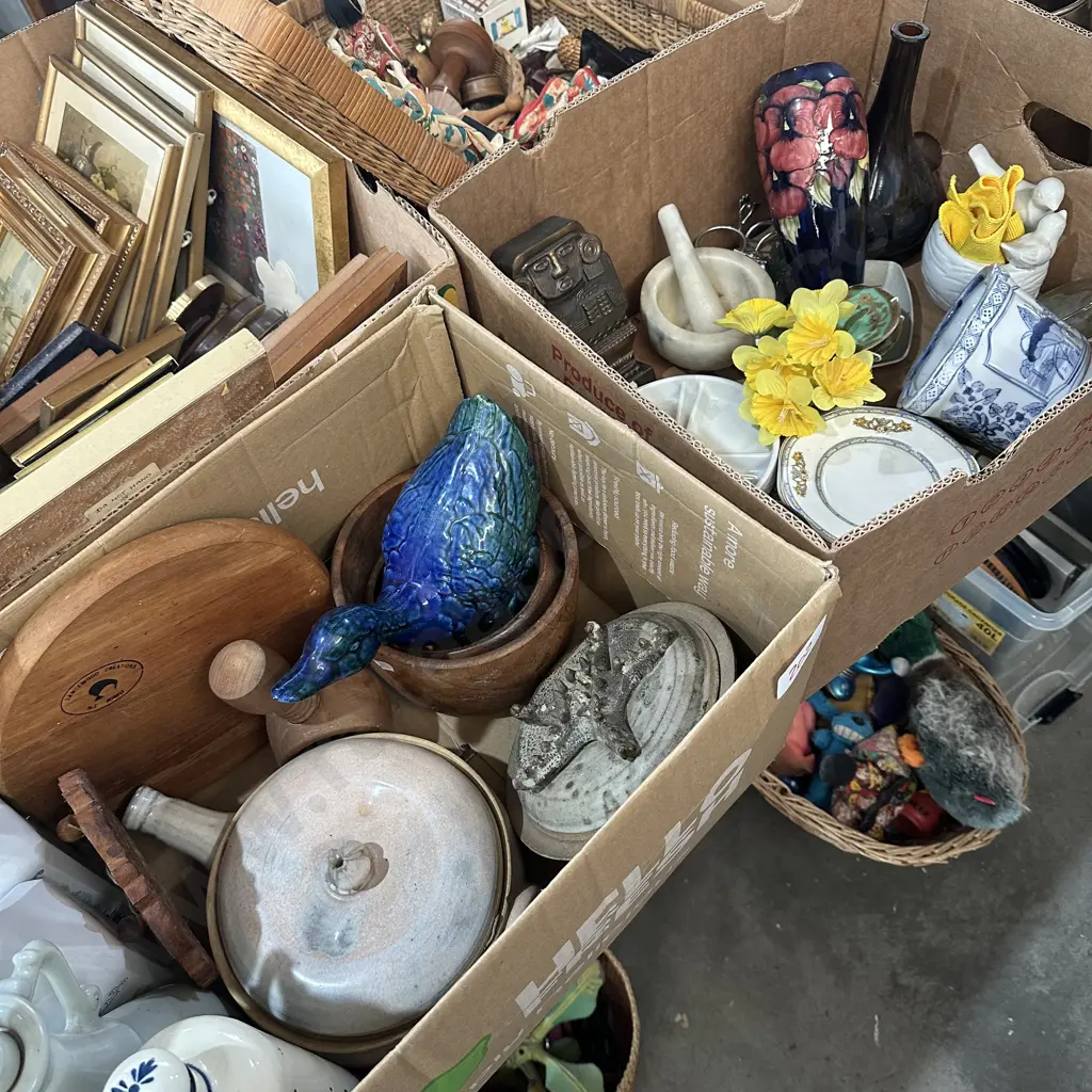 Two boxes mortice and pestle, door stop, pottery etc. Image 1++