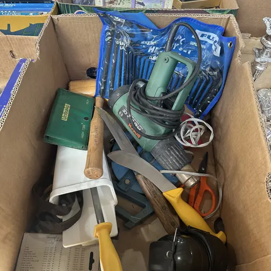 butchers knives, allen keys, mallet, heatgun etc