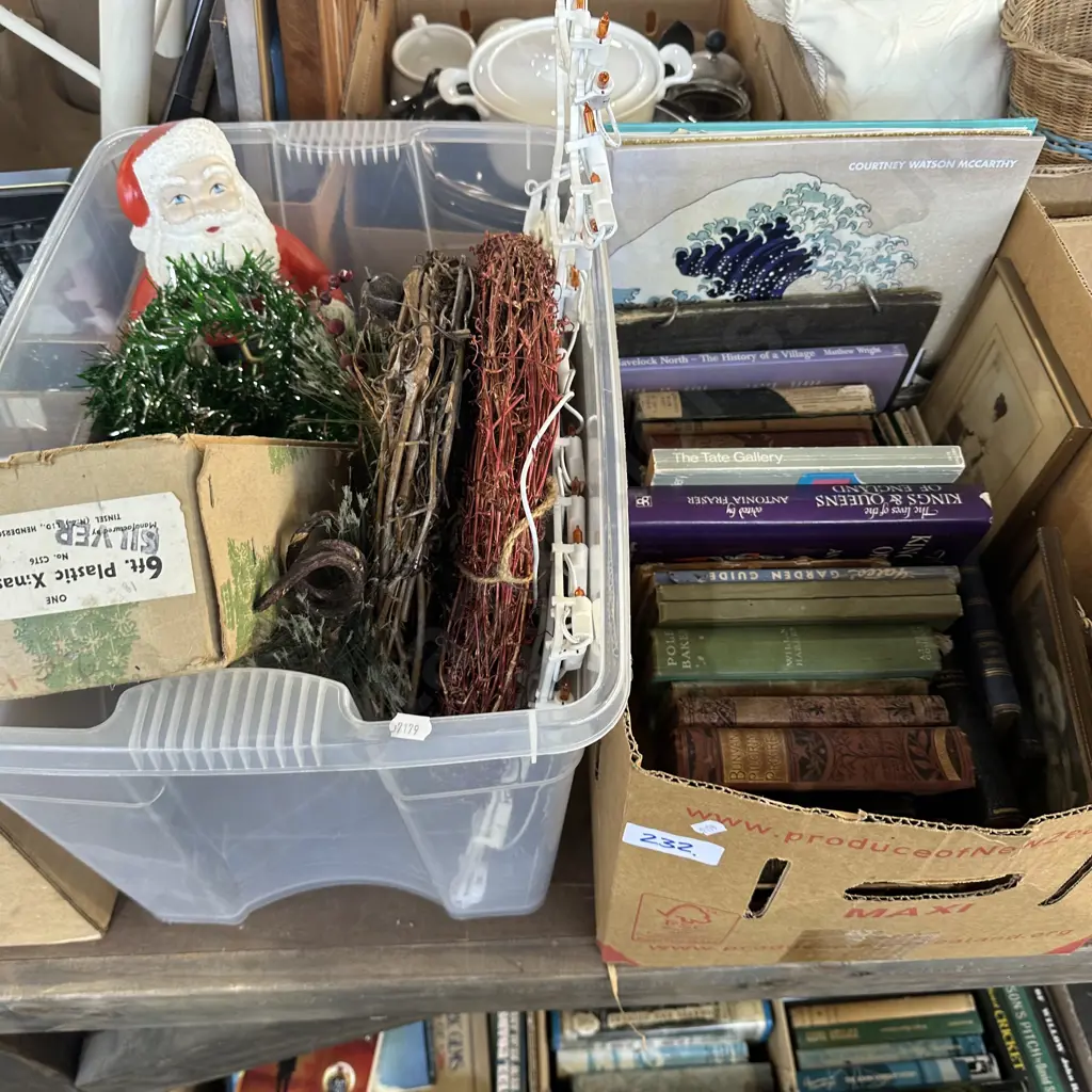 box and bin decorations, books etc Image 1++
