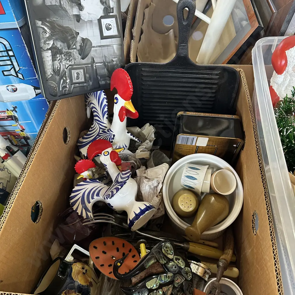 cast pan, utensils etc Image 1++